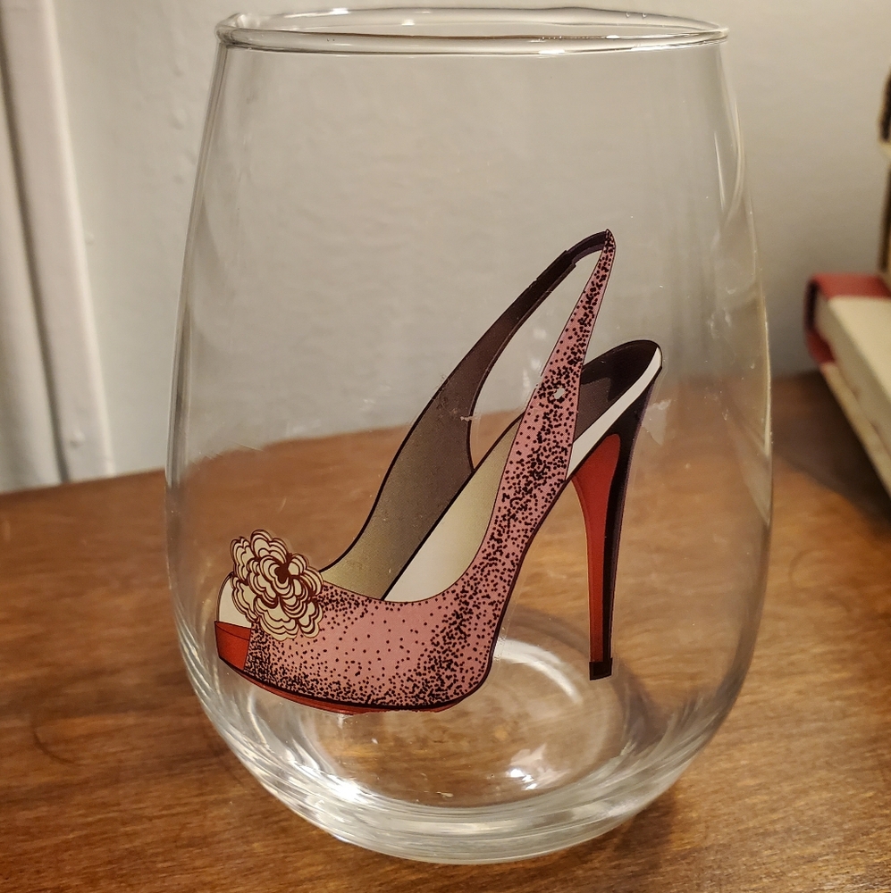 20 ounce Stemless water glass. NWOT